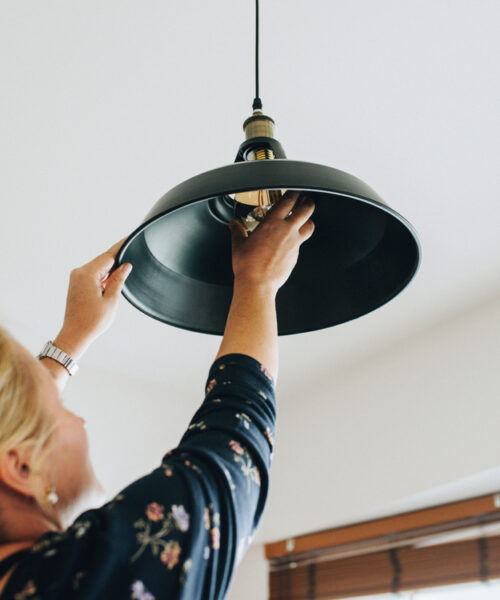 hjaelp-til-lampeinstallationen