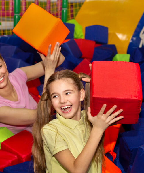 tag-familien-med-i-legeland